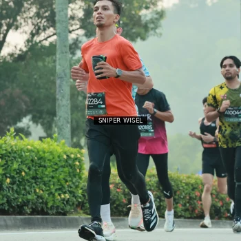 Runner Photo 6172347