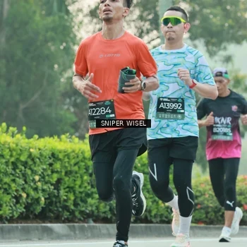 Runner Photo 6172359