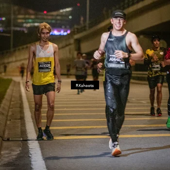 Runner Photo 6172418