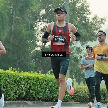 Runner Photo 6172605