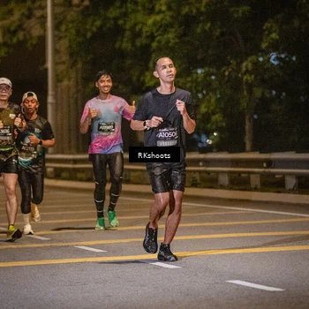 Runner Photo 6172618
