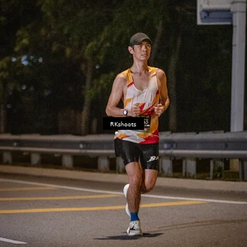 Runner Photo 6172698
