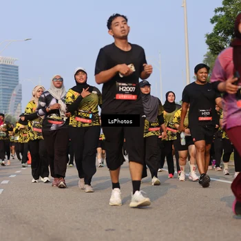 Runner Photo 6172760