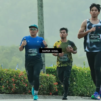 Runner Photo 6172765