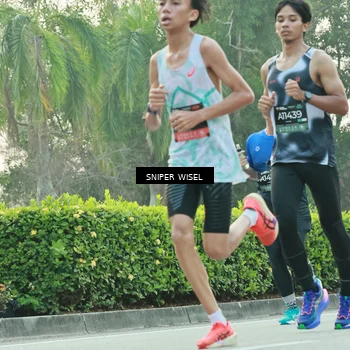 Runner Photo 6172816
