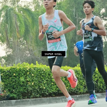 Runner Photo 6172831