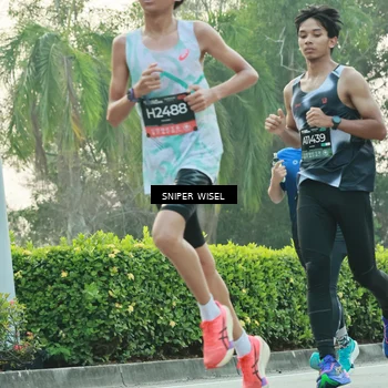 Runner Photo 6172833