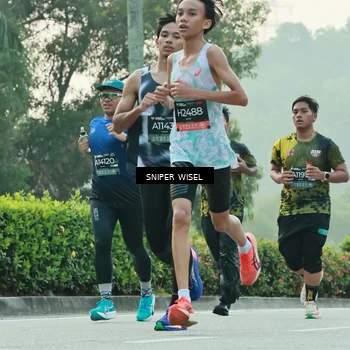 Runner Photo 6172834