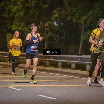 Runner Photo 6172846