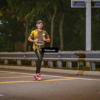 Runner Photo 6172911