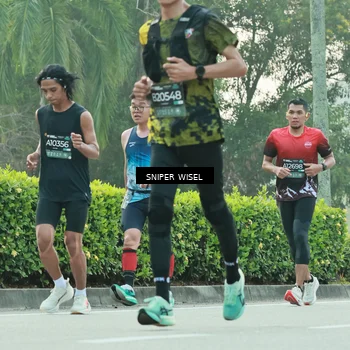 Runner Photo 6172961