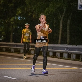 Runner Photo 6172966
