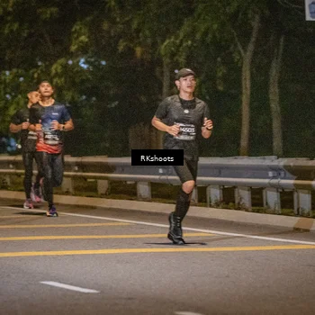 Runner Photo 6173004