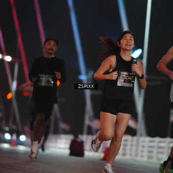 Runner Photo 6173035
