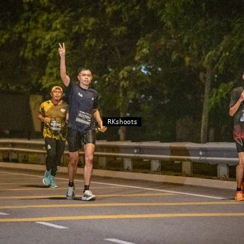 Runner Photo 6173059