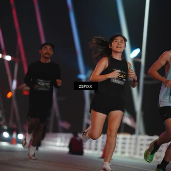 Runner Photo 6173070