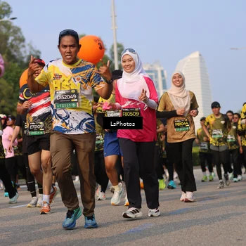 Runner Photo 6173104
