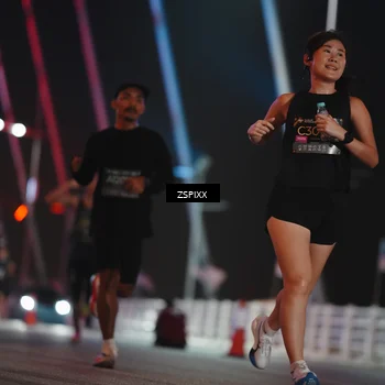 Runner Photo 6173167