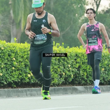 Runner Photo 6173274
