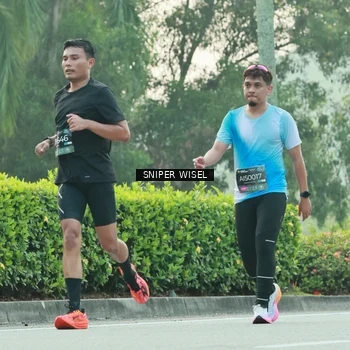 Runner Photo 6173319
