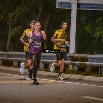 Runner Photo 6173420