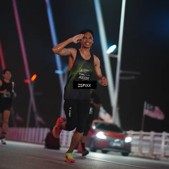 Runner Photo 6173523