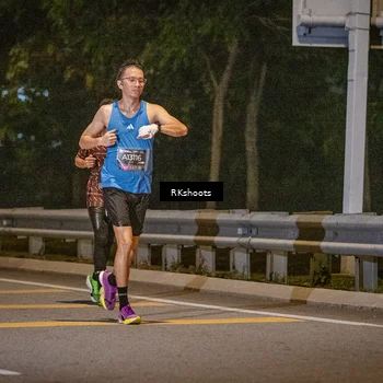 Runner Photo 6173531