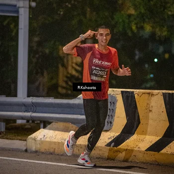 Runner Photo 6173535