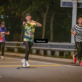 Runner Photo 6173548