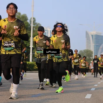 Runner Photo 6173563