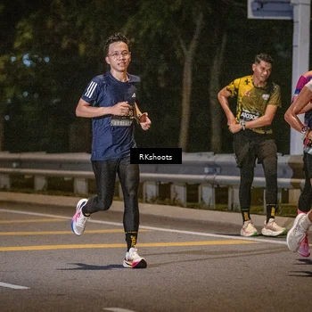 Runner Photo 6173635