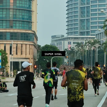 Runner Photo 6173642