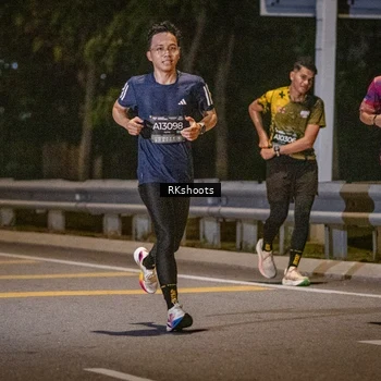 Runner Photo 6173664