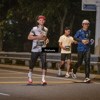 Runner Photo 6173673