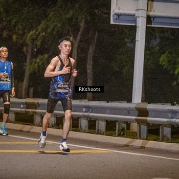 Runner Photo 6173677
