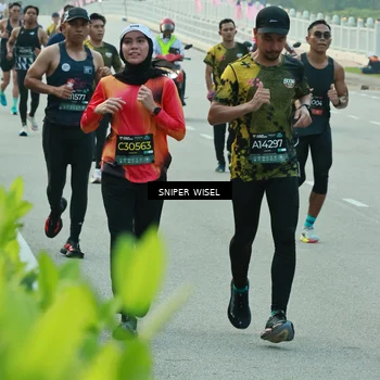 Runner Photo 6173689