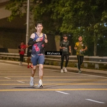Runner Photo 6173734