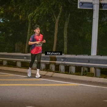 Runner Photo 6173757