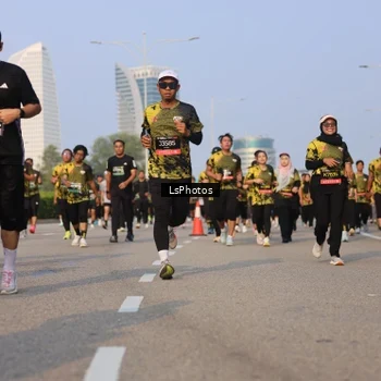 Runner Photo 6173813