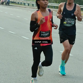 Runner Photo 6173822