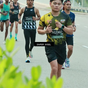Runner Photo 6173823