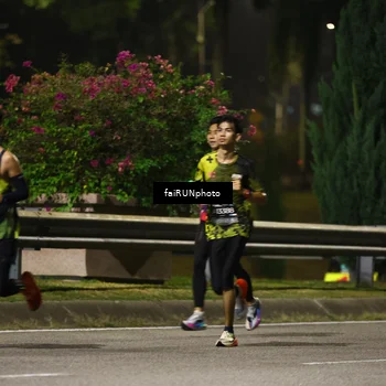 Runner Photo 6173828