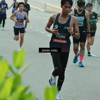 Runner Photo 6173870