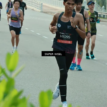 Runner Photo 6173901