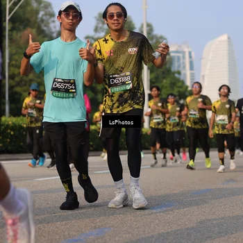 Runner Photo 6173947