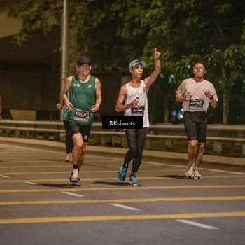 Runner Photo 6173953