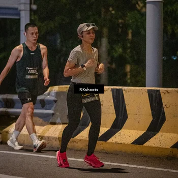 Runner Photo 6174002