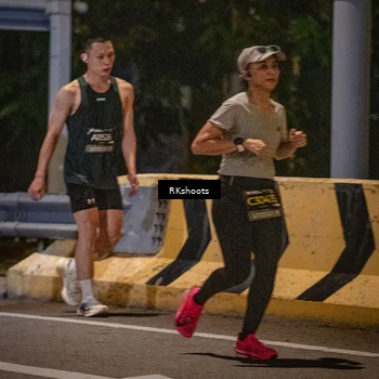 Runner Photo 6174003