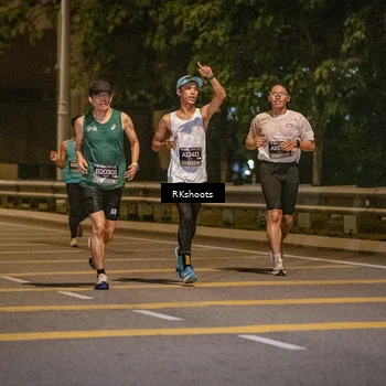 Runner Photo 6174004