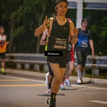 Runner Photo 6174012